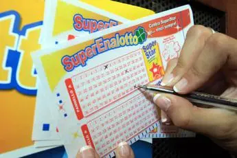 Superenalotto, estrazione vincente oggi: numeri