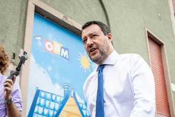 Quota 100, Salvini: \"Stop? Barricate fuori e dentro Parlamento\"