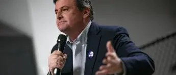 Covid, Calenda: \"Tamponi gratis? Stato non è Babbo Natale\"