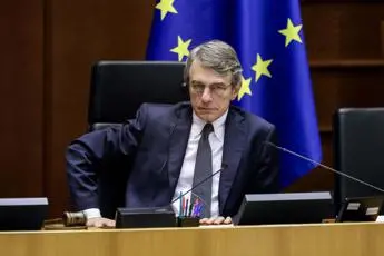 Ue, Sassoli in ospedale per polmonite: \"Condizioni buone\"