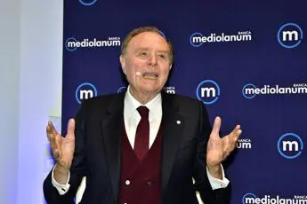 Banca Mediolanum, Ennio Doris si dimette da presidente