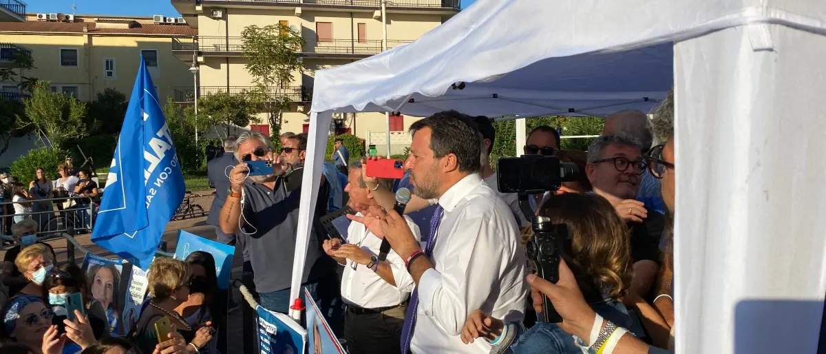 Corigliano Rossano, emergenza rifiuti: Salvini rilancia i termovalorizzatori