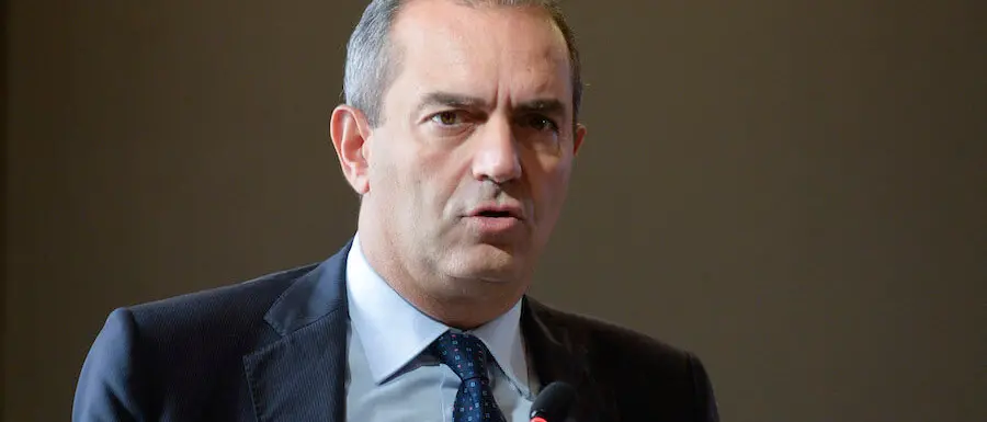 Sanità, de Magistris: «In Calabria i commissari hanno combinato un disastro»