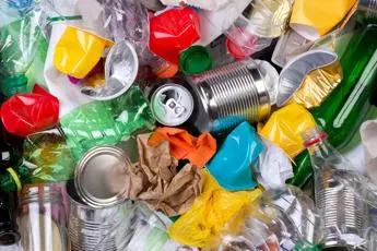 Park Litter, 6 rifiuti ogni metro quadrato monitorato in 48 parchi urbani