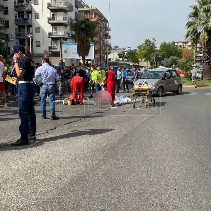 Corigliano Rossano, donna travolta e uccisa da un’auto