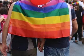 Svizzera, referendum: sì ai matrimoni gay