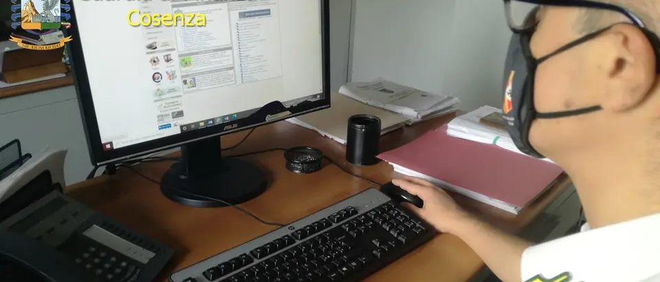 Cosenza, ditta di trasporto pubblico locale e regionale nel mirino della Finanza