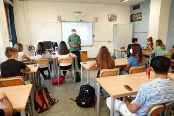Scuola, mini quarantena per studenti? Cosa dicono gli esperti