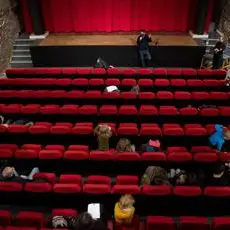 Covid: da Cts via libera a estensione capienza stadi, teatri e cinema