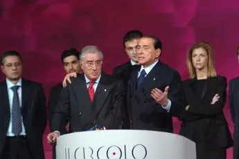Milano, Dell'Utri e Berlusconi al Manzoni per 'Il Sistema'
