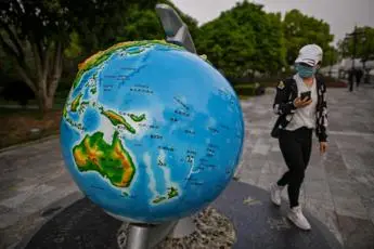 Covid, oltre 3,3 milioni di contagi e 55mila morti in 7 giorni nel mondo