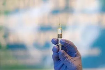 United Airlines, scatta licenziamento per dipendenti no vax