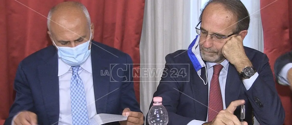 Elezioni Cosenza, Franz Caruso sente profumo di ballottaggio: «Ho ancora 3 settimane di campagna elettorale»