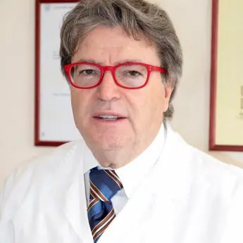 Covid, il medico no vax: \"Reddito cittadinanza a chi sospeso da lavoro perché senza green pass\"