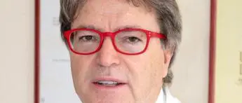 Covid, il medico no vax: \"Reddito cittadinanza a chi sospeso da lavoro perché senza green pass\"