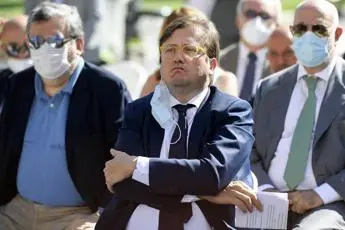 Covid, Sileri: \"Vaccinati infettivi? Baggianata\"
