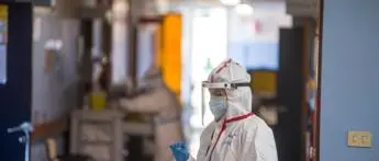 Covid oggi Campania, 335 contagi e 6 morti: bollettino 30 settembre