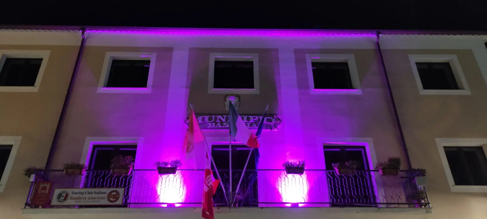 Il Comune di Civita aderisce alla campagna “Nastro Rosa”