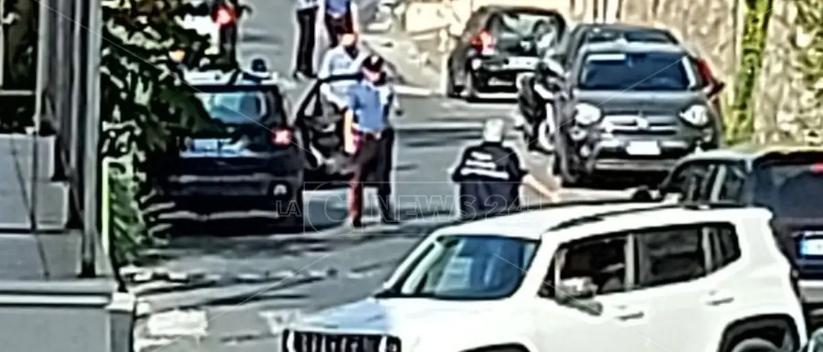 Cetraro, presunto ordigno sotto l'auto della moglie di Giuseppe Aieta