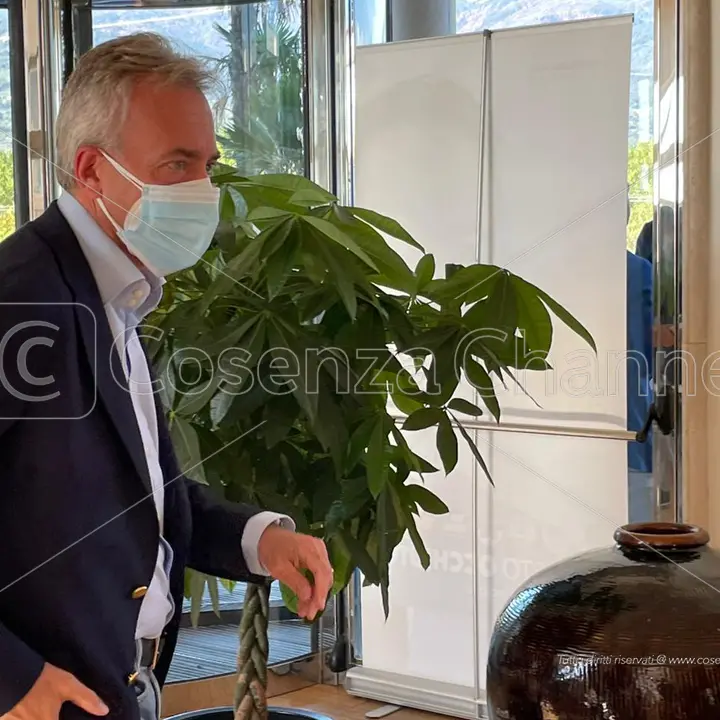 Bisignano, l'assessore Gallo al fianco degli agricoltori. «Protesta condivisibile»