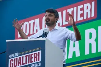 Elezioni suppletive Roma, Casu avanti