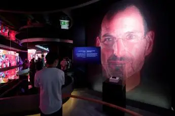 10 anni senza Steve Jobs, genio e mente di Apple
