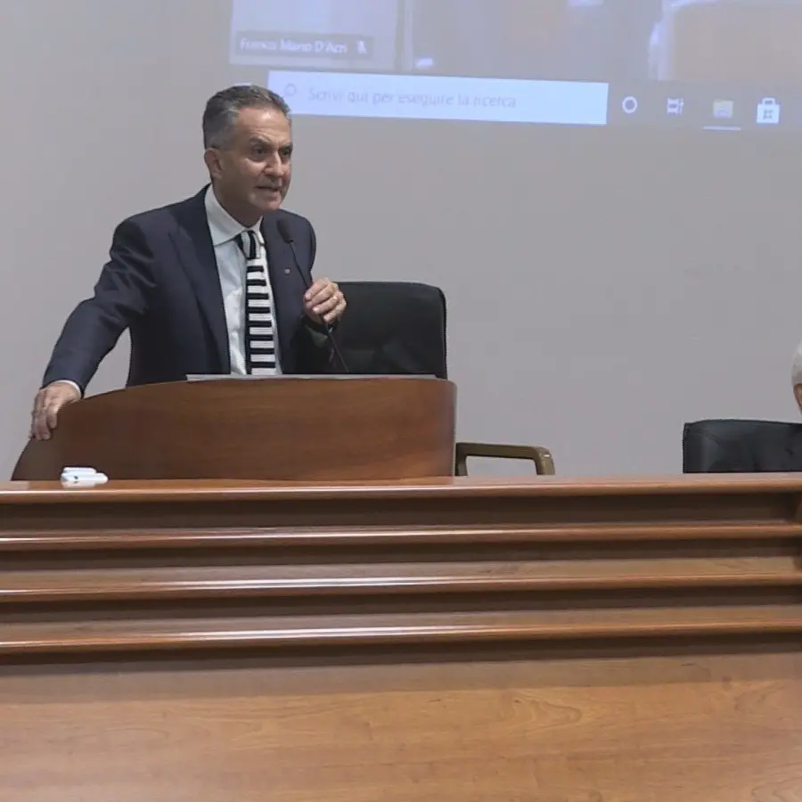Corso di laurea in Medicina e tecnologie digitali, gli auguri di Occhiuto al rettore Leone