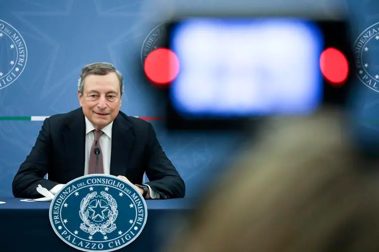 Pnrr, Draghi: \"Per la scuola 6 riforme entro il 2022\"