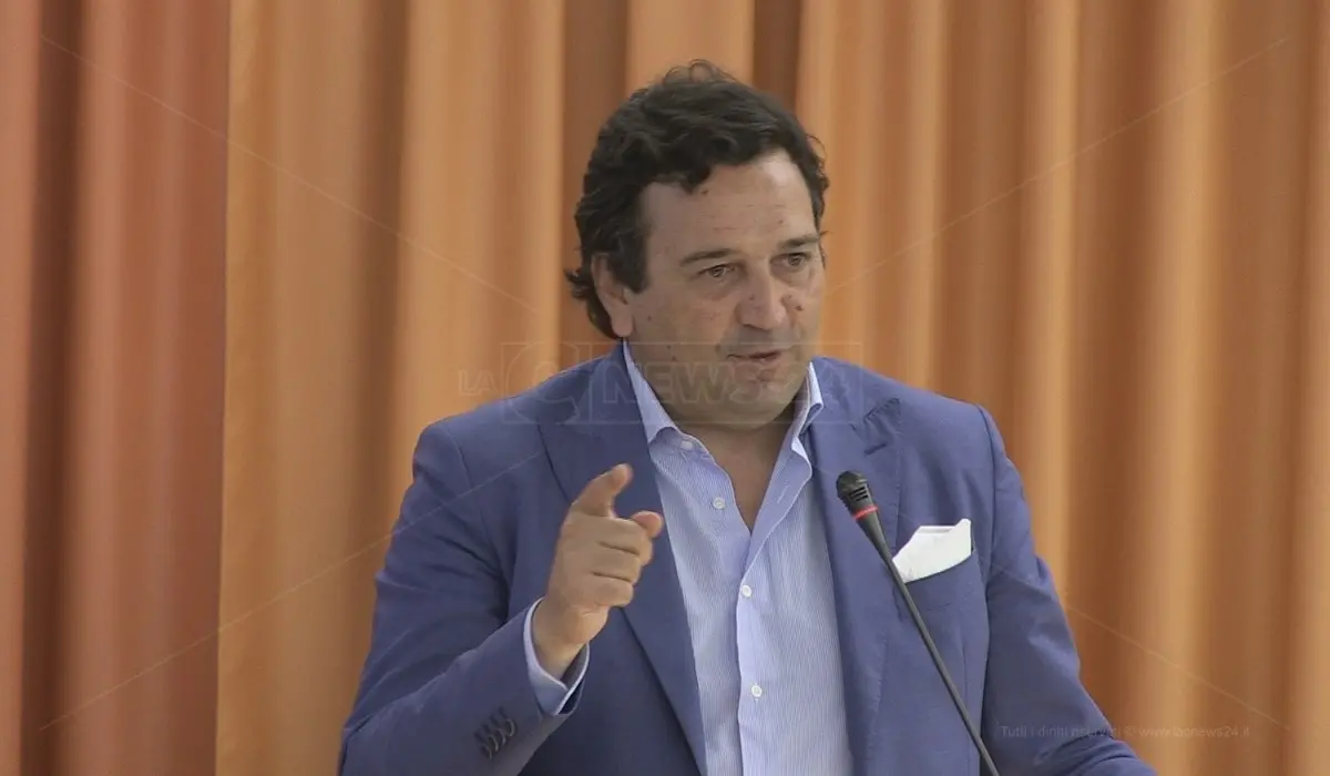 Elezioni comunali a Paola, Fausto Orsomarso scuote il centrodestra. «Qualcosa non va...»