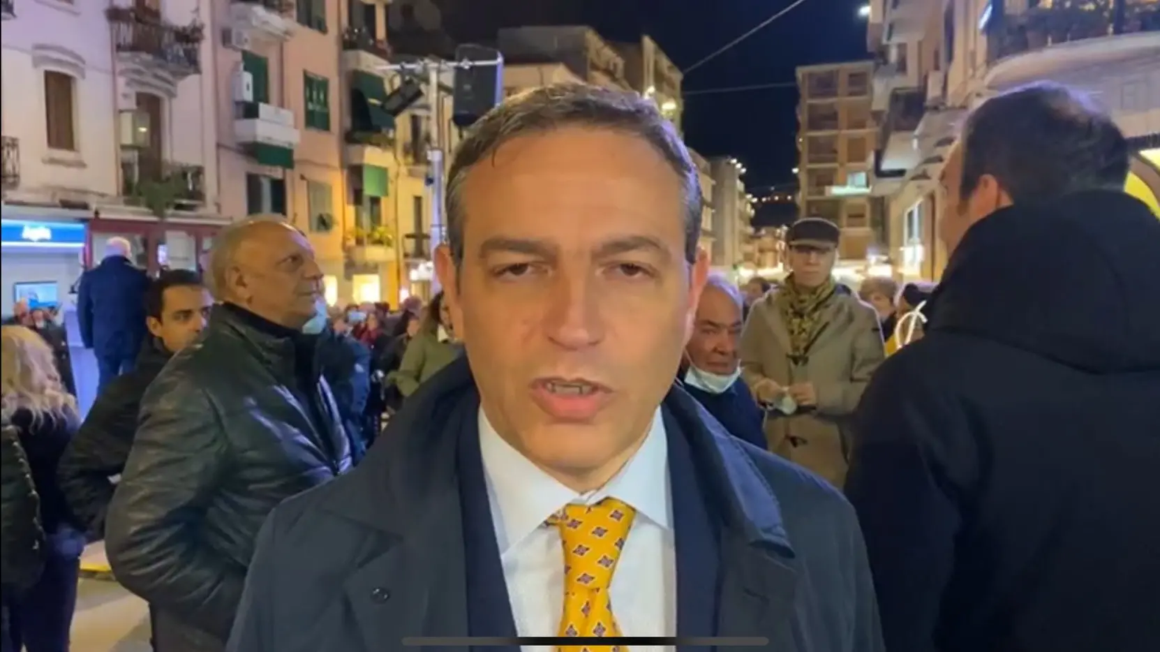 Francesco Caruso: \"Noi siamo i costruttori, loro i distruttori di Cosenza\"