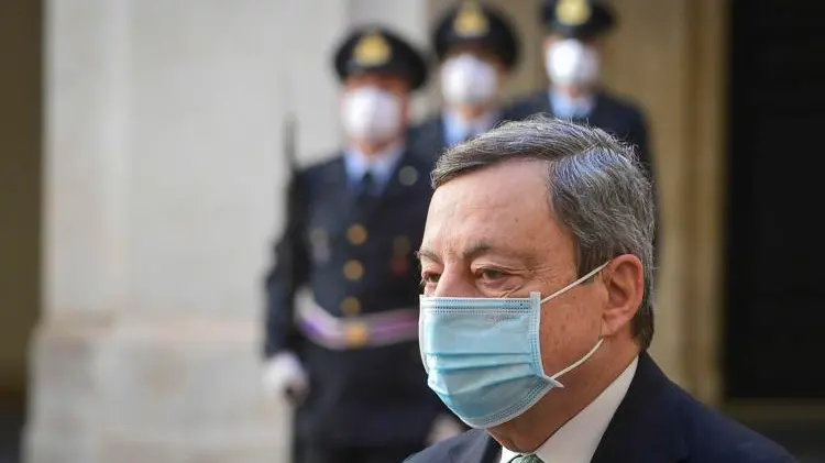 Green pass lavoro, Draghi vince sfida ma scoppia grana Reddito cittadinanza