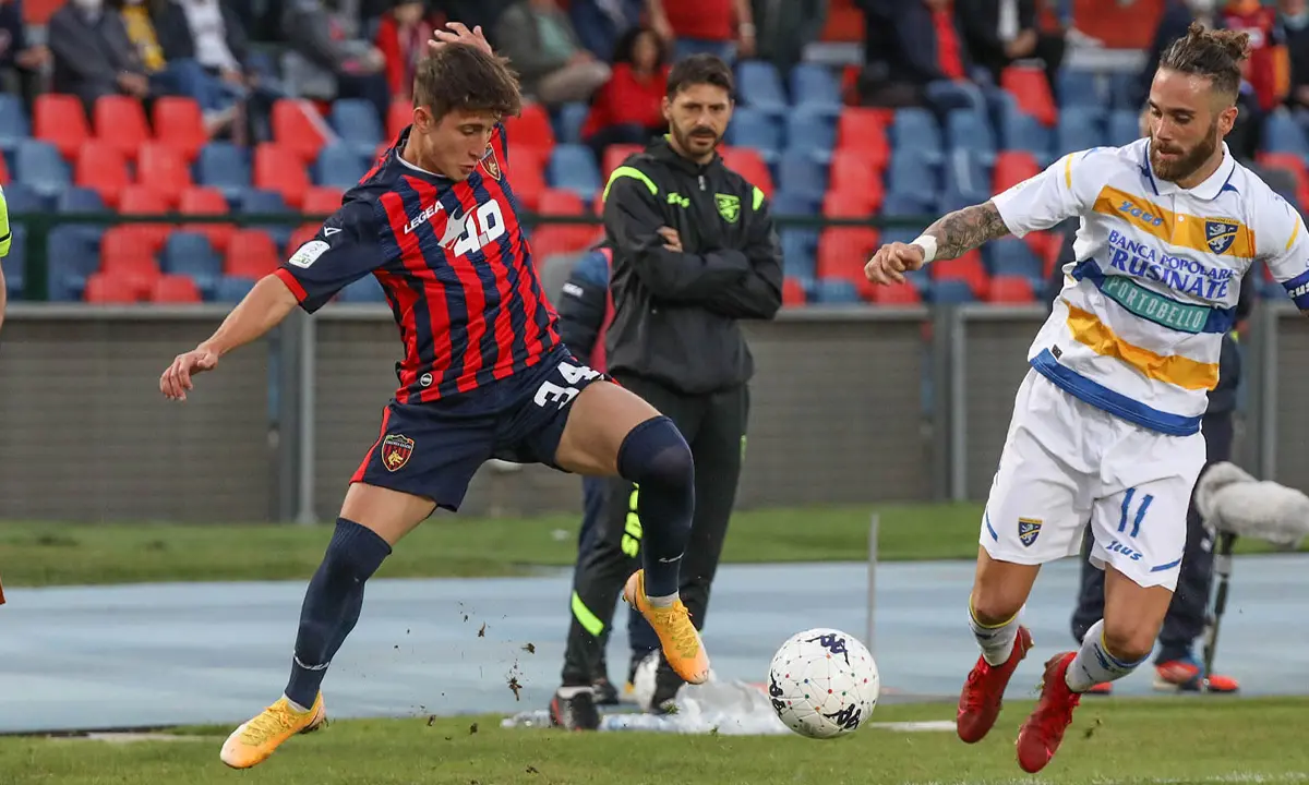 Cosenza, mai così tanti bonus per i calciatori: ecco le cifre