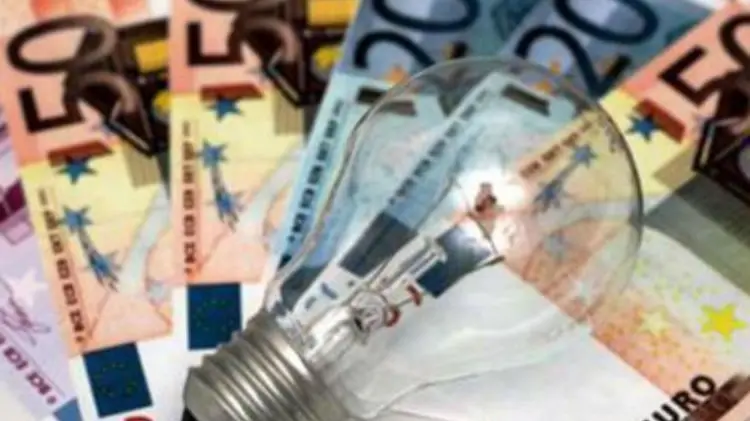Aumento bollette luce e gas, in arrivo nuove misure: cosa cambia