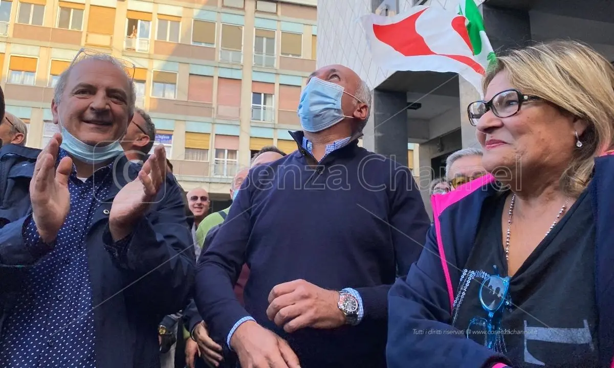 Giunta Caruso: ruoli di primo piano al Pd. Le possibili deleghe per De Cicco