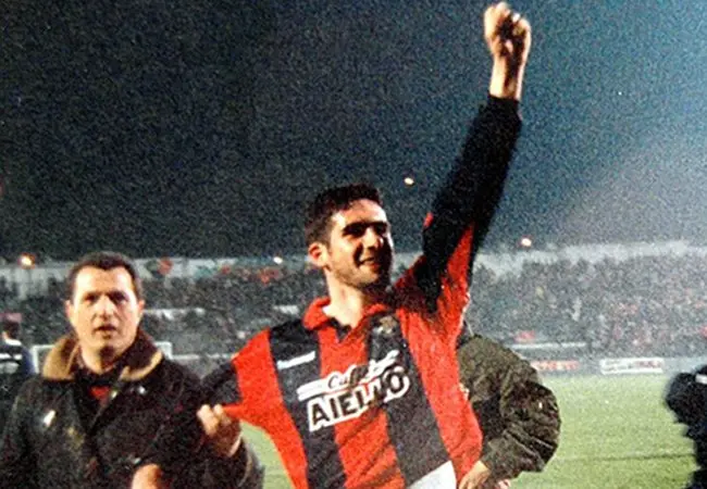 Cosenza, il '96 l'ultima volta a Bologna. Non bastò un super Lucarelli