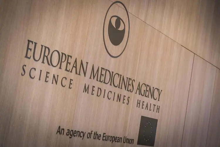 Pillola anti covid, Ema avvia revisione farmaco Merck