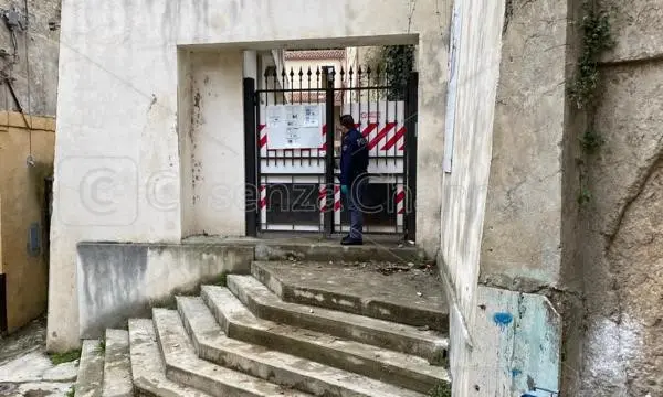 Cosenza, operaio colto da malore nel cantiere dell'ex convento delle Canossiane