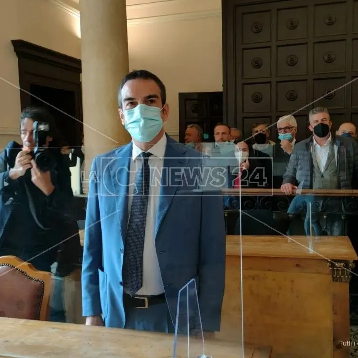 Regione Calabria, Occhiuto proclamato presidente. “Sarò commissario ad acta alla Sanità”