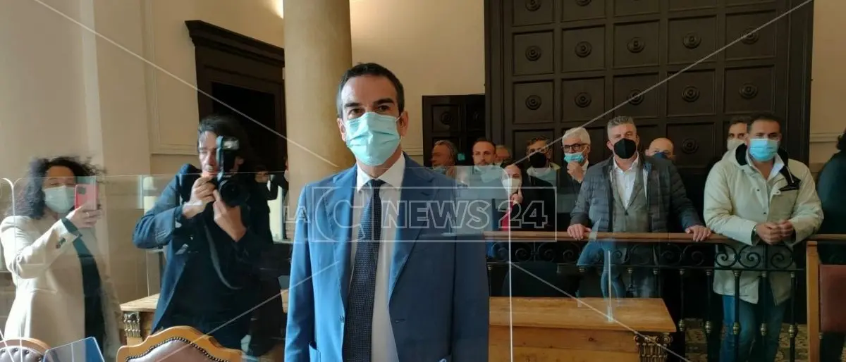 Regione Calabria, Occhiuto proclamato presidente. “Sarò commissario ad acta alla Sanità”