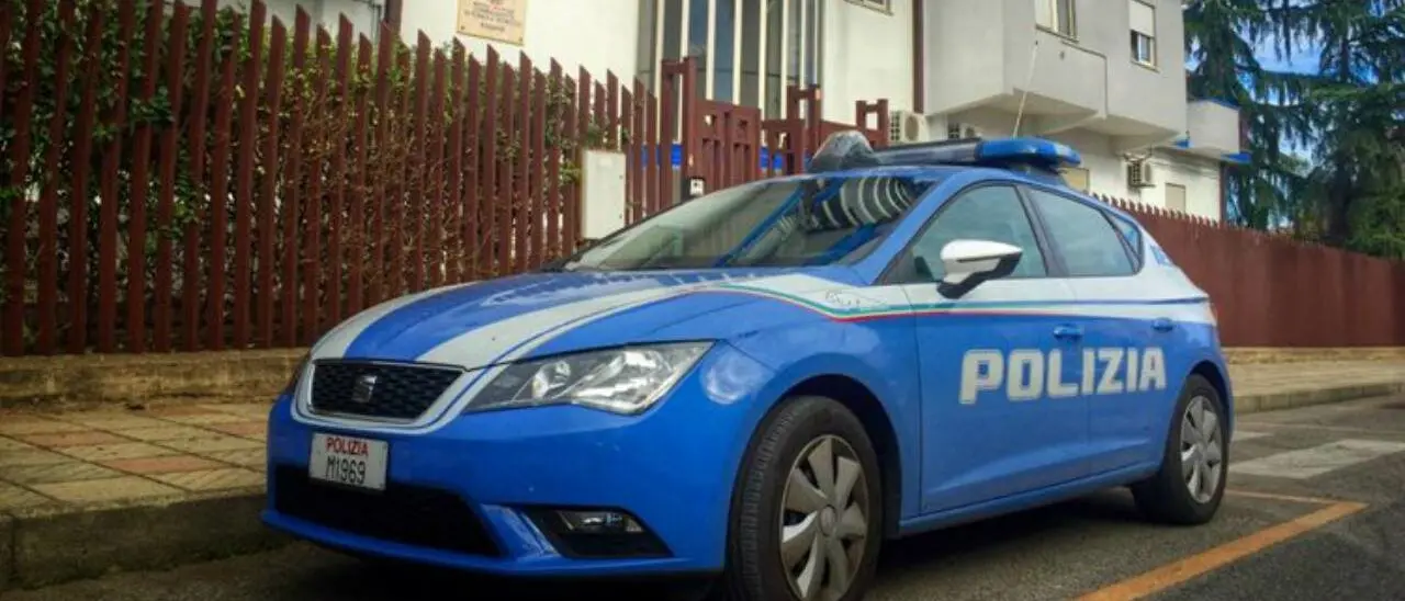 Spacciava droga a Corigliano, la polizia arresta un 24enne: i dettagli