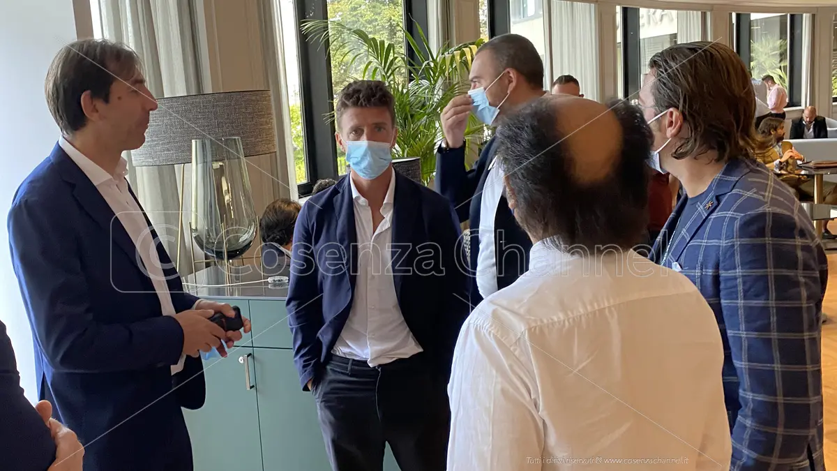 Uno scatto delle vecchie sessioni di calciomercato