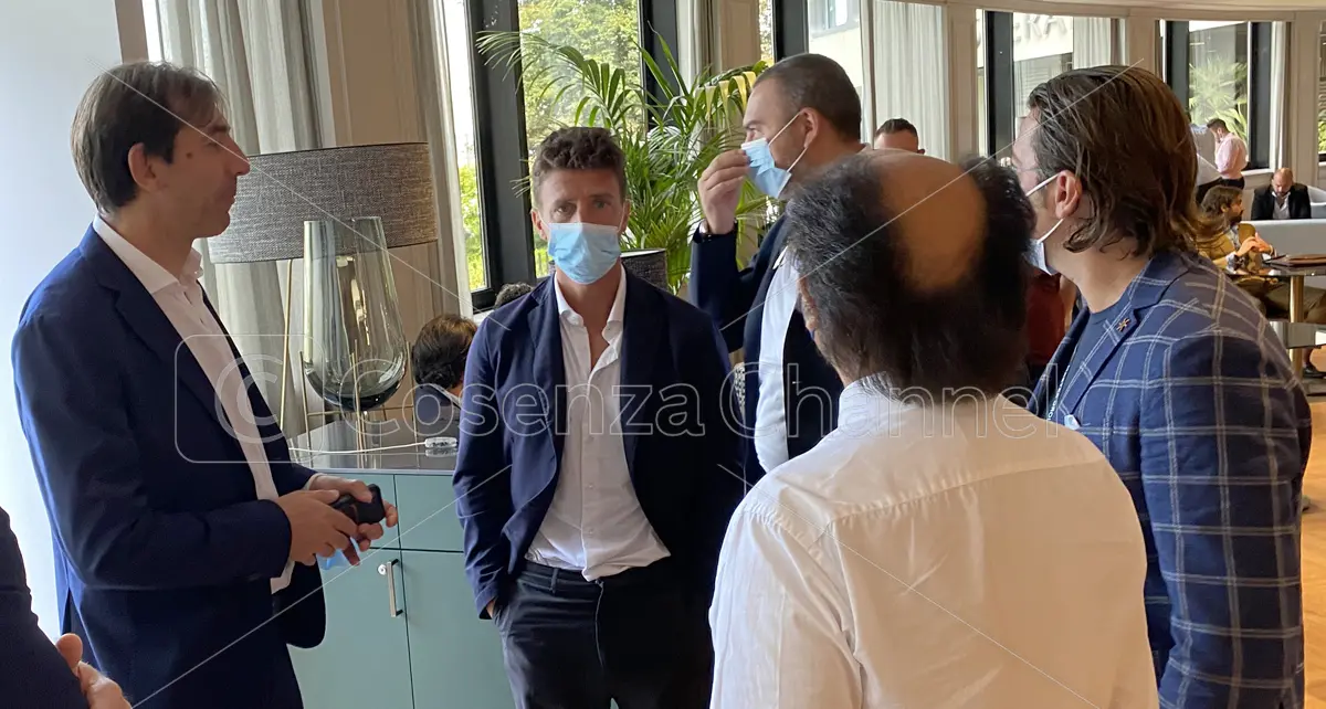 Calciomercato, l’ultimo giorno di trattative live su Cosenza Channel e LaC\u00A0| LA SCALETTA\n