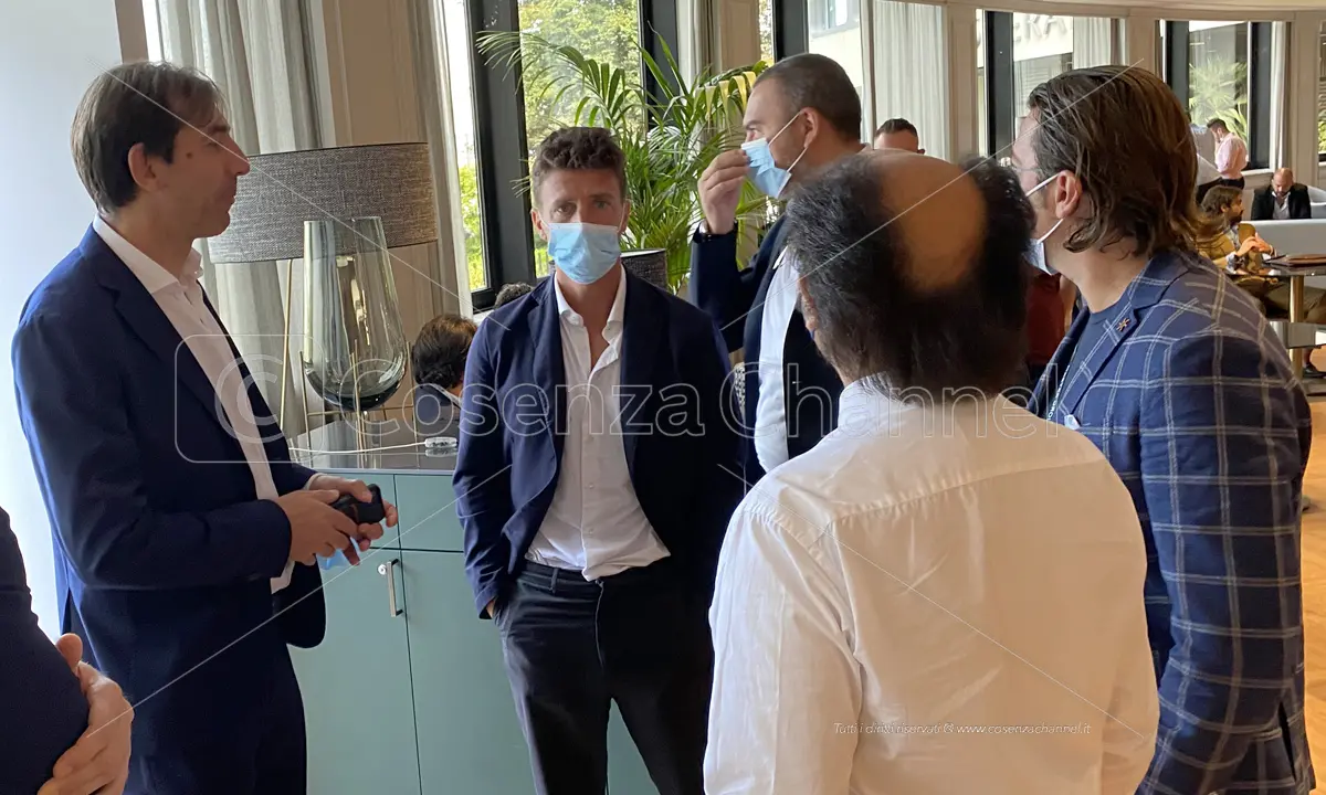 Calciomercato, l’ultimo giorno di trattative live su Cosenza Channel e LaC\u00A0| LA SCALETTA\n