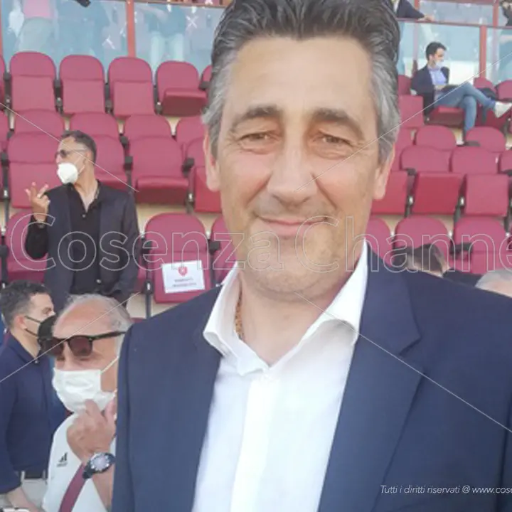 Aglietti: «Lotta salvezza bellissima. L'unica in difficoltà è il Cosenza»