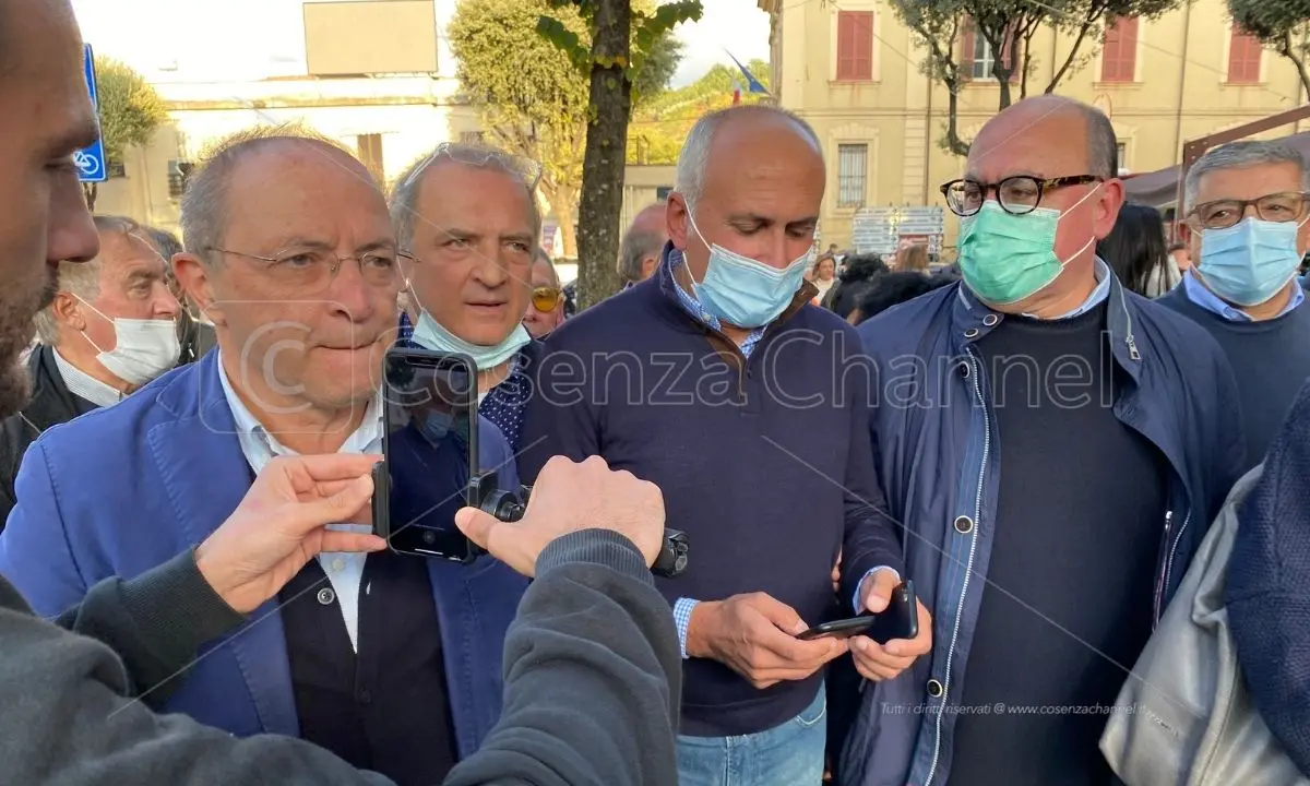 Franz Caruso, giovedì la proclamazione a sindaco di Cosenza
