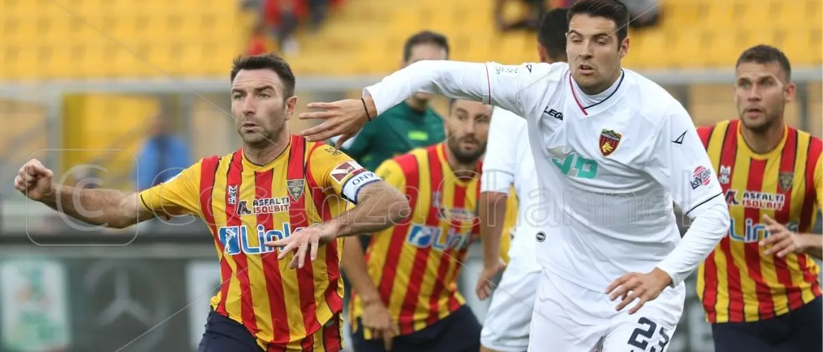 Cosenza, Minelli ai saluti: il difensore andrà al Pescara