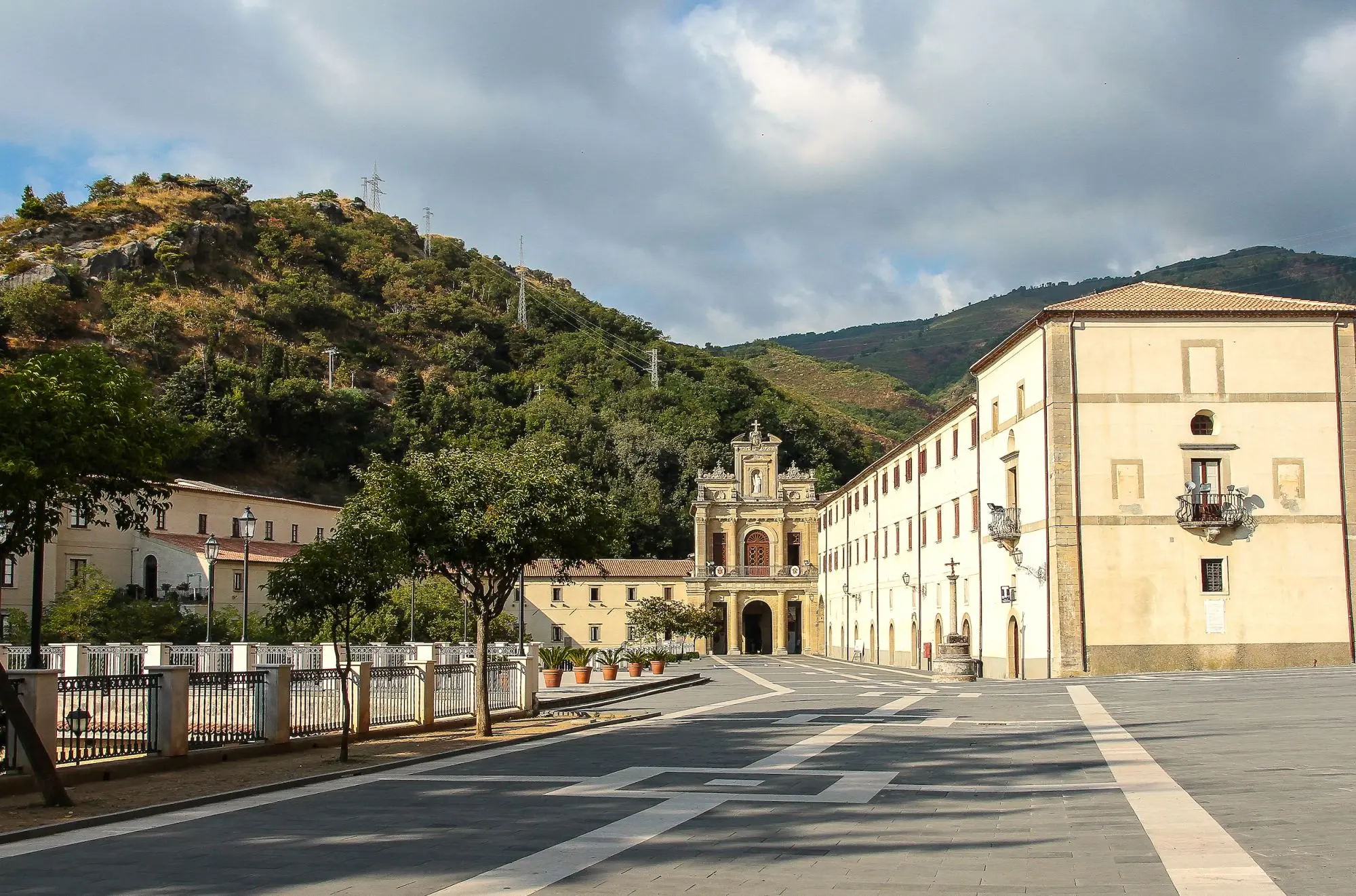 Ammanco al Santuario di San Francesco di Paola, sentenza ribaltata in appello: prosciolto Cedolia. Assolti gli altri imputati