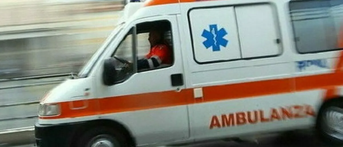 Tragedia a Scalea, uomo muore di infarto in spiaggia