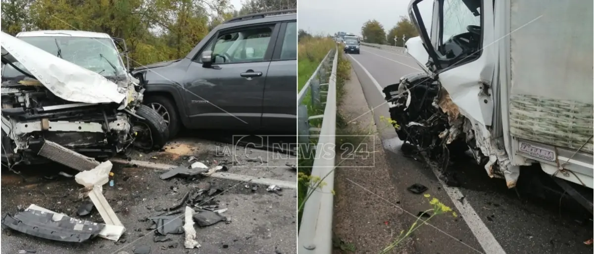 Corigliano Rossano, scontro sulla statale 106: tre mezzi coinvolti e due feriti