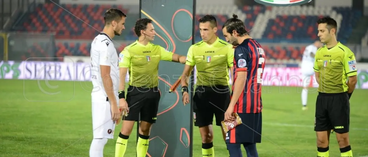 Crisetig: «Il derby è una gara difficile. Il Cosenza gioca con intensità»